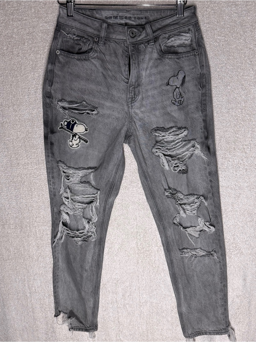 American Eagle X Peanuts Distressed Grey Ripped Jeans with Snoopy Size 2